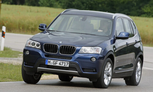 BMW X3 sDrive18d #1