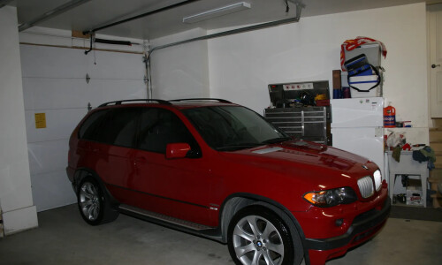 BMW X5 4.8is #9