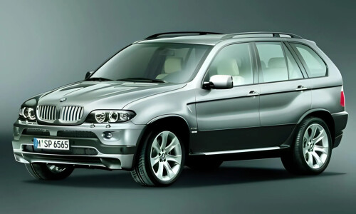 BMW X5 4.8is #11