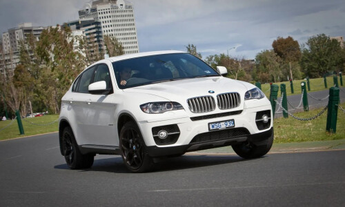 BMW X6 xDrive50i #1