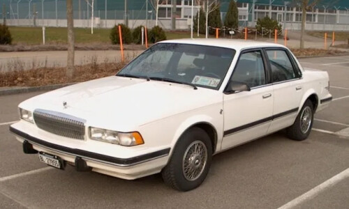 Buick Century #9