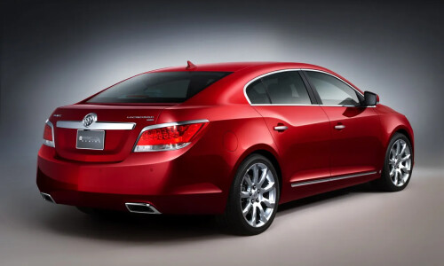 Buick La Crosse #2