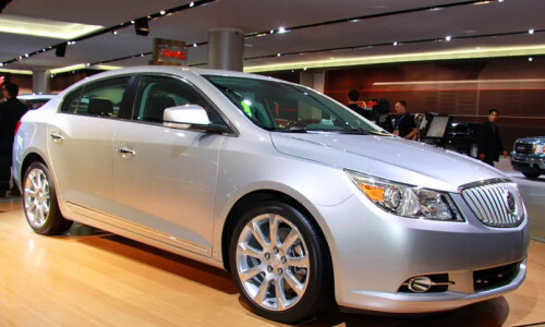 Buick La Crosse #7