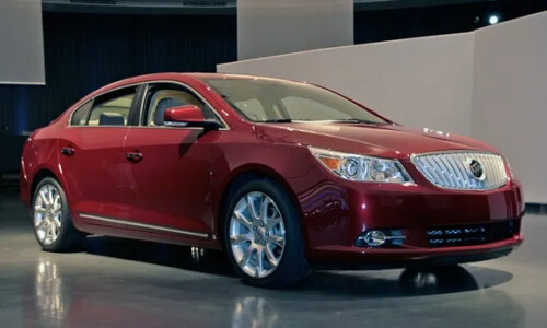 Buick La Crosse #16