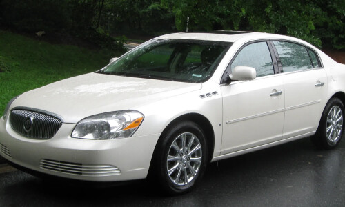 Buick Lucerne #2