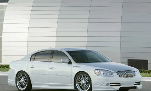 Buick Lucerne #7