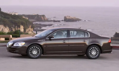 Buick Lucerne #8