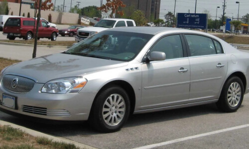 Buick Lucerne #14