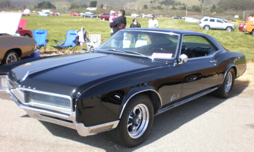 Buick Riviera #9