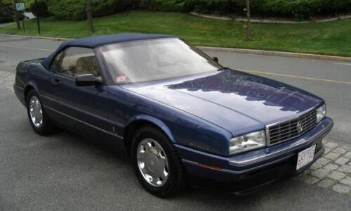 Cadillac Allanté #5