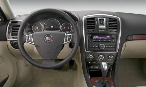 Cadillac BLS #6