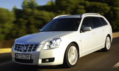 Cadillac BLS Wagon 1.9D #4