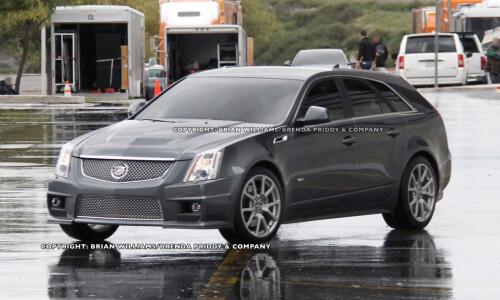 Cadillac CTS-V Sport Wagon #4