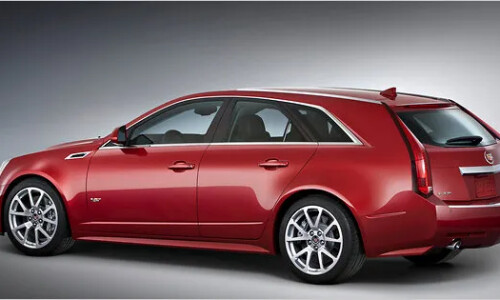 Cadillac CTS-V Sport Wagon #6