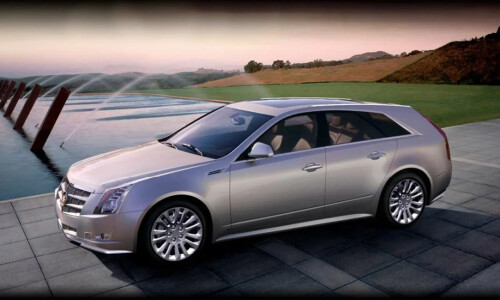 Cadillac CTS-V Sport Wagon #8
