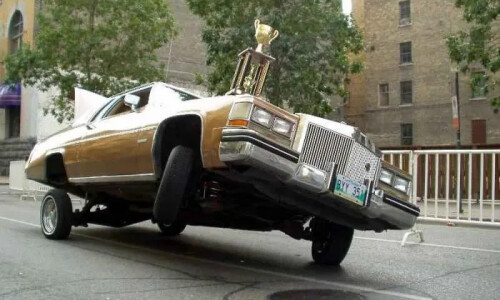 Cadillac DeVille #4