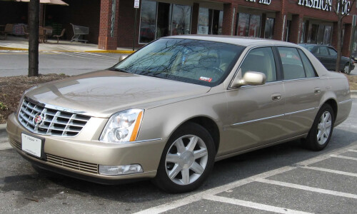 Cadillac DTS #1