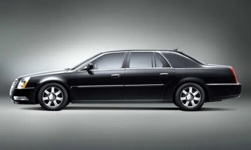 Cadillac DTS #11