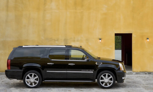 Cadillac Escalade ESV #10