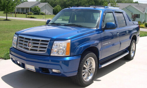 Cadillac Escalade EXT #13