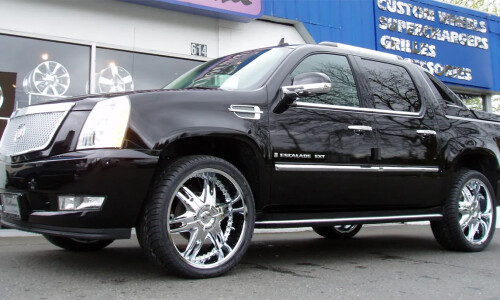 Cadillac Escalade EXT #14