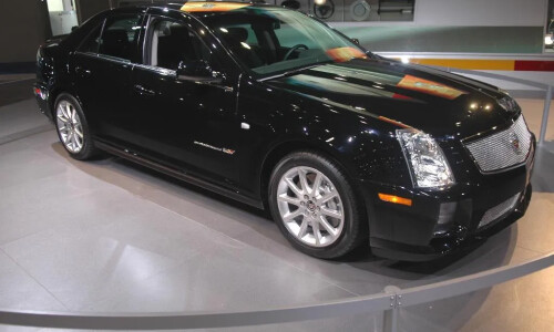 Cadillac STS-V #12