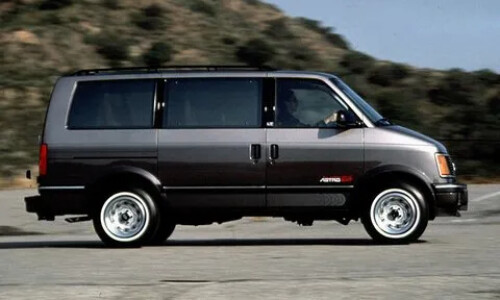 Chevrolet Astro #13