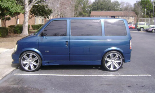 Chevrolet Astro #14