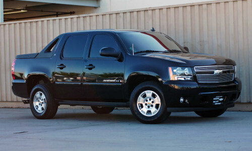 Chevrolet Avalanche #3
