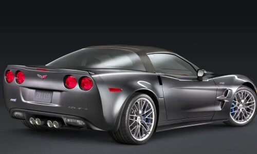 Chevrolet Corvette #8
