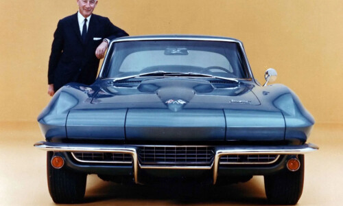 Chevrolet Corvette C2 #11