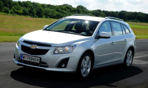 Chevrolet Cruze SW #8