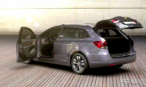 Chevrolet Cruze SW #12