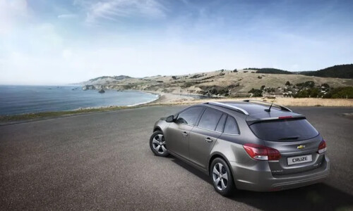 Chevrolet Cruze SW #13