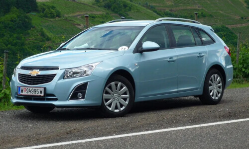 Chevrolet Cruze SW #16