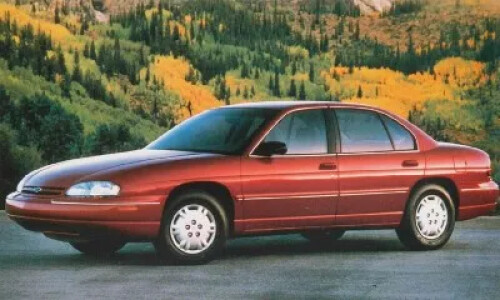 Chevrolet Lumina #2