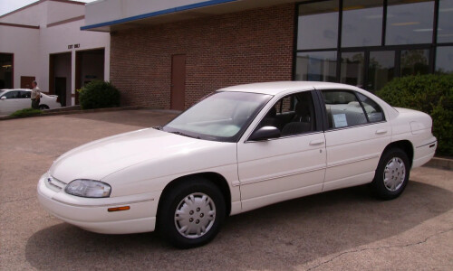 Chevrolet Lumina #9
