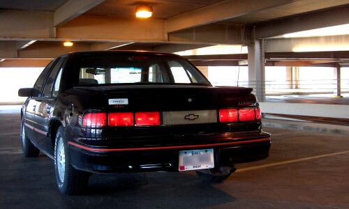 Chevrolet Lumina #12