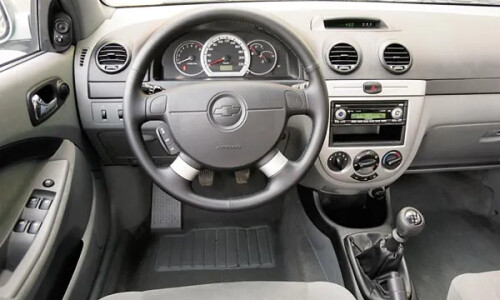 Chevrolet Nubira 2.0 #7