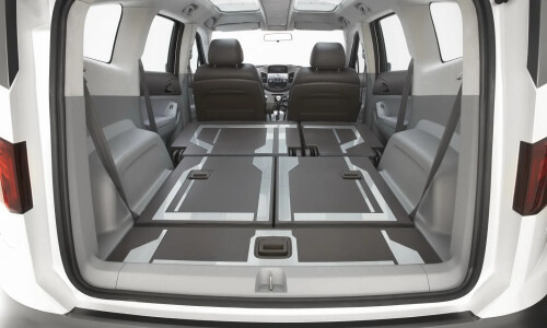 Chevrolet Orlando #2