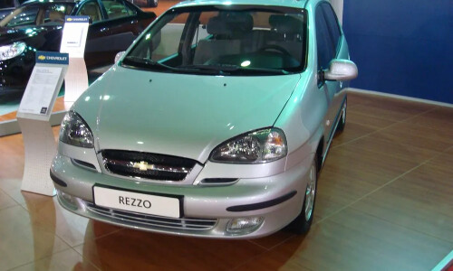 Chevrolet Rezzo #9