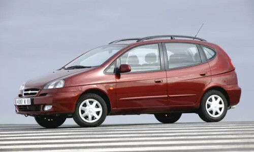 Chevrolet Rezzo #10