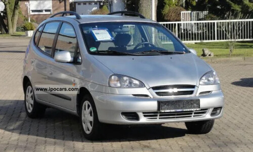 Chevrolet Rezzo #12