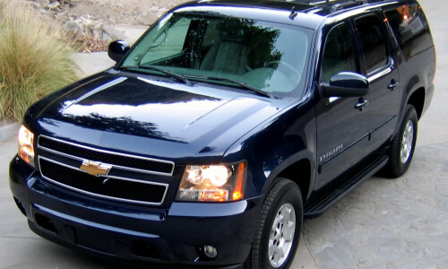 Chevrolet Suburban #4