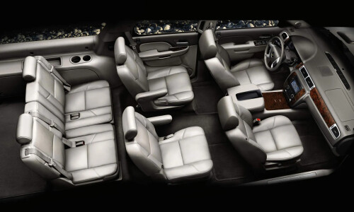 Chevrolet Suburban #6