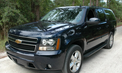 Chevrolet Suburban #8