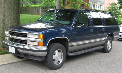 Chevrolet Suburban #9