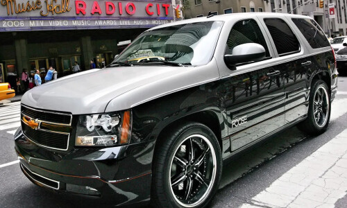 Chevrolet Tahoe #12