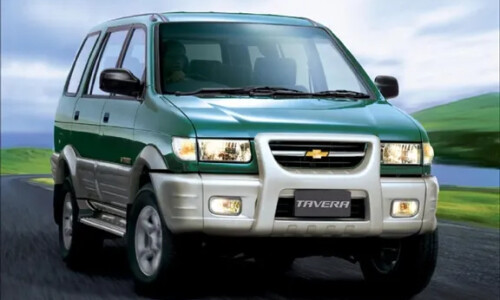 Chevrolet Tavera #8