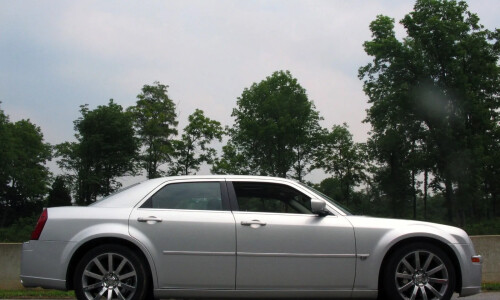 Chrysler 300C SRT8 #12